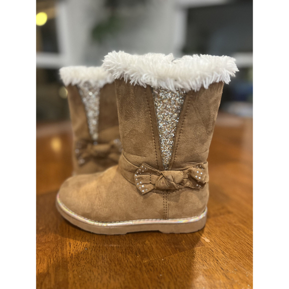 Magellan Tan Faux Suede Winter Boots Fur Trim Bow Detail Toddler Girl 11 - Picture 7 of 12
